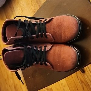 Dr. Martens Shoreditch Burgundy Size 7